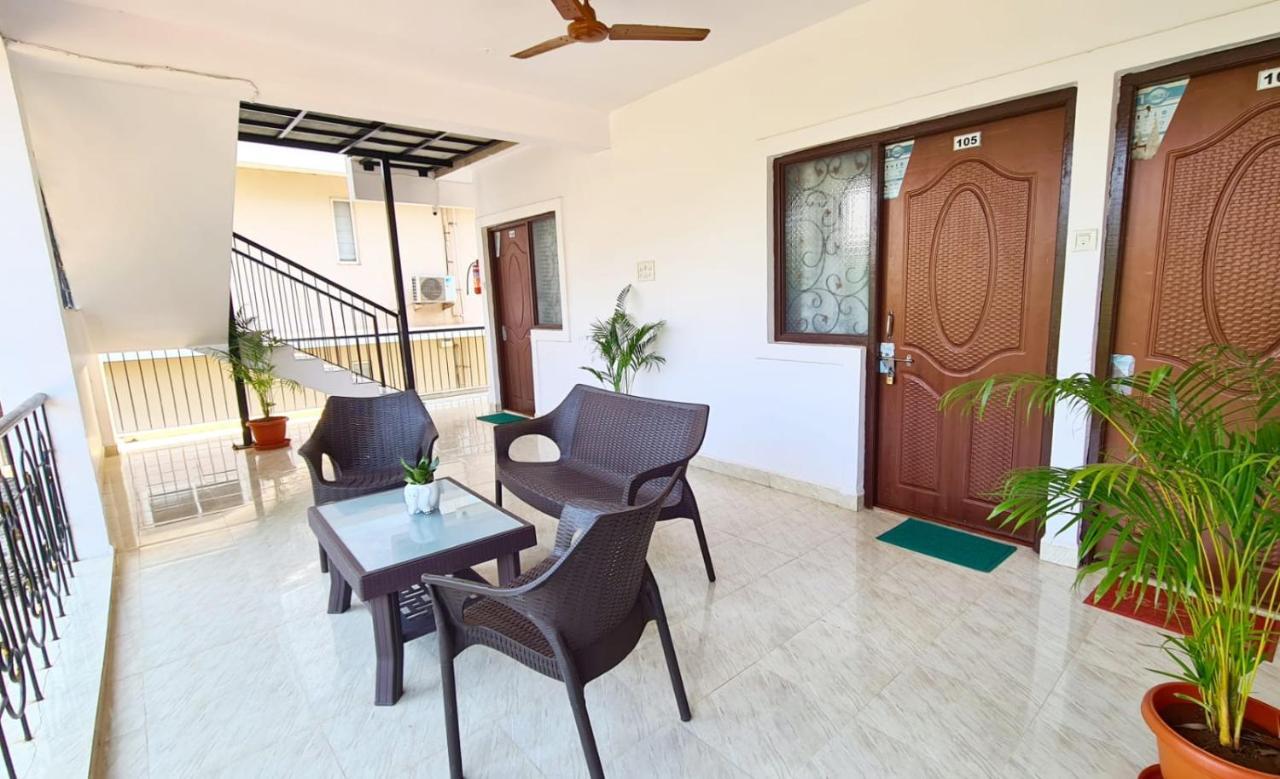 Jackson'S Beach House Калангут Экстерьер фото